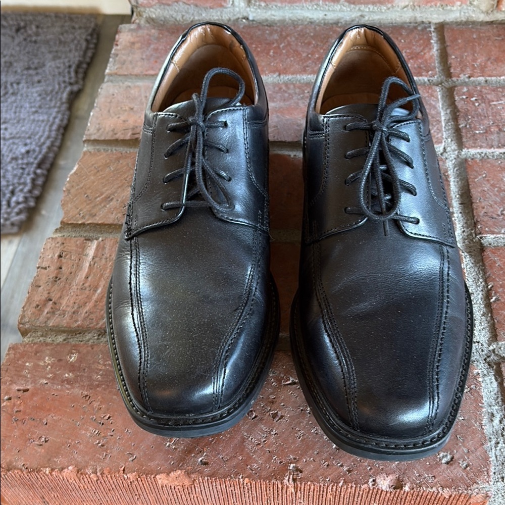Johnston & Murphy Black Oxford Leather Shoes